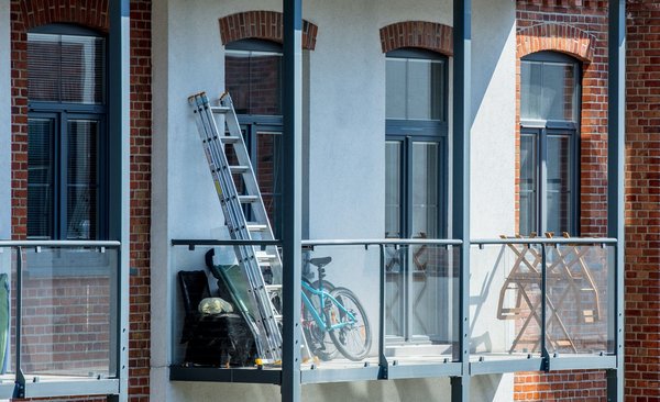 Garde-corps pour balcon extérieur : bien entretenir pour prolonger sa durée de vie